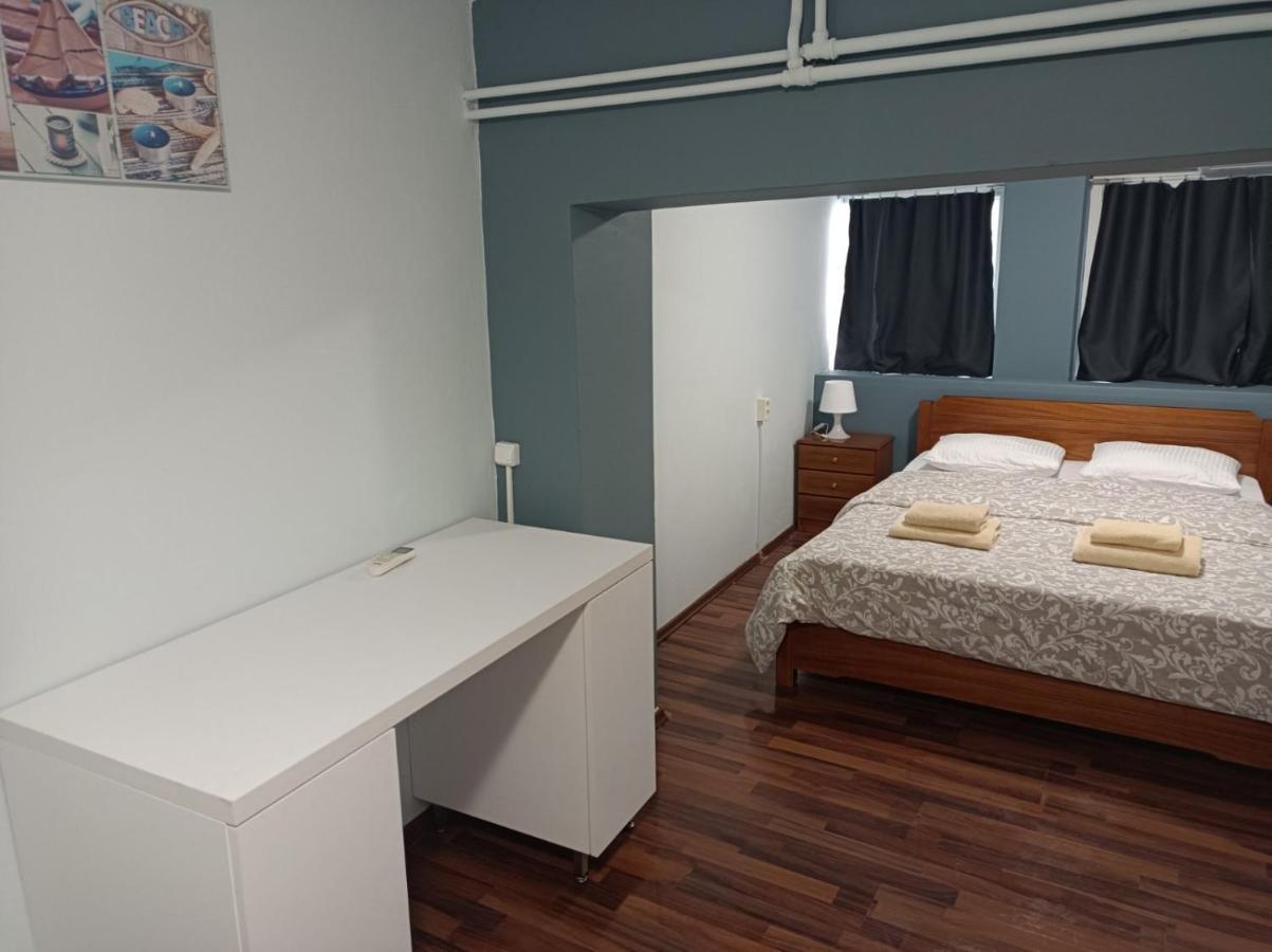 Apartment Dipla 2 เอเธนส์ ภายนอก รูปภาพ